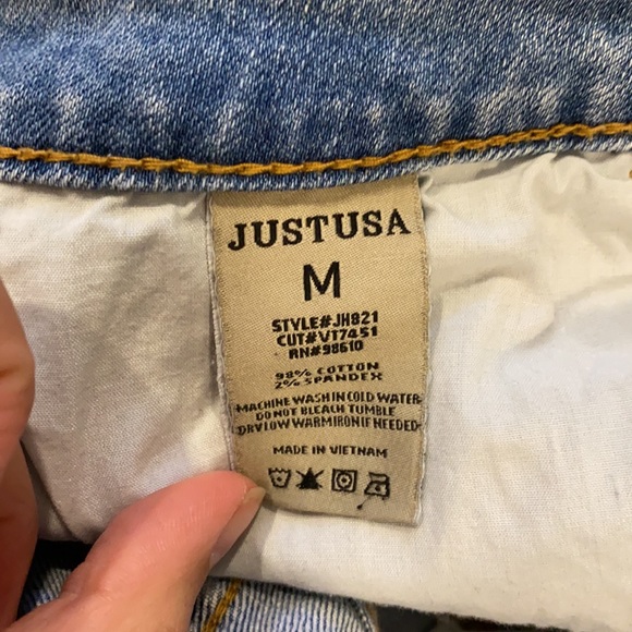 DENIM SHORTS - Picture 3 of 3